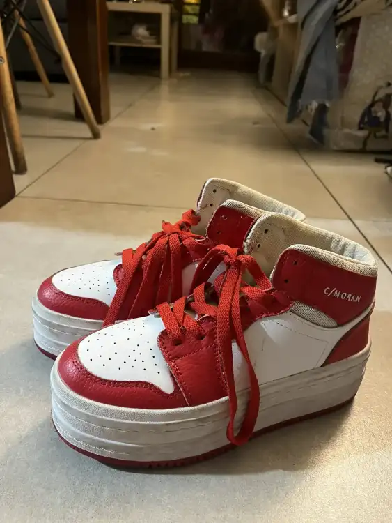 Zapatillas cuero